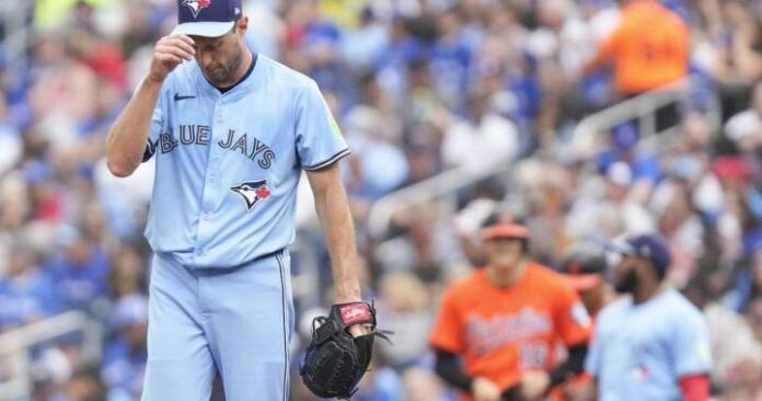Kirk’s late sac fly lifts Blue Jays over Orioles WM - Tag Template