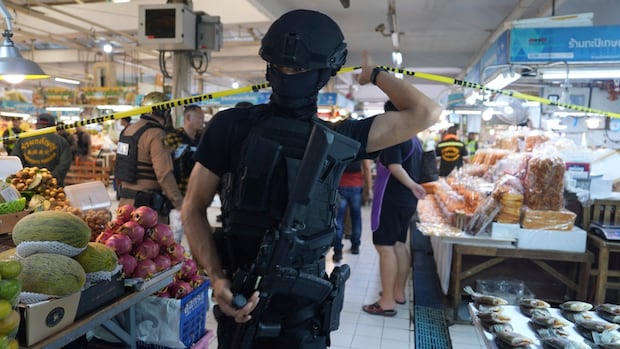 Gunman kills 5 people at Bangkok market before killing himself, police say
