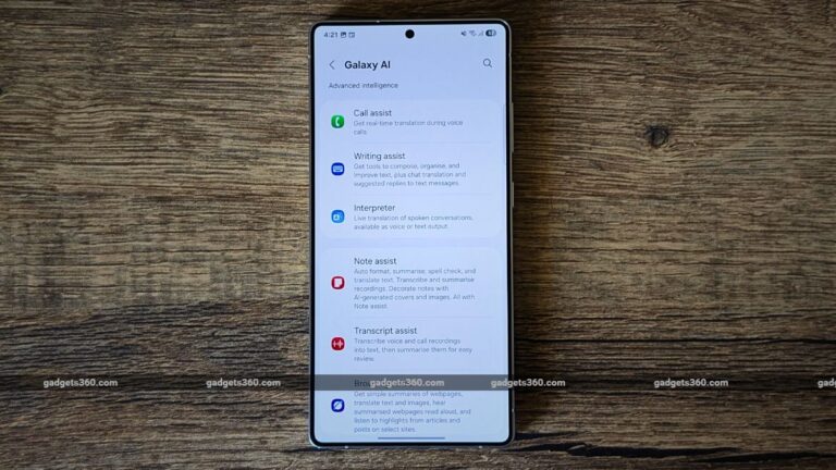 Samsung Reportedly in Talks With OpenAI, Perplexity to Offer Gemini AI Alternatives on Galaxy S26 Series Samsung Reportedly in Talks With OpenAI, Perplexity to Offer Gemini AI Alternatives on Galaxy S26 Series