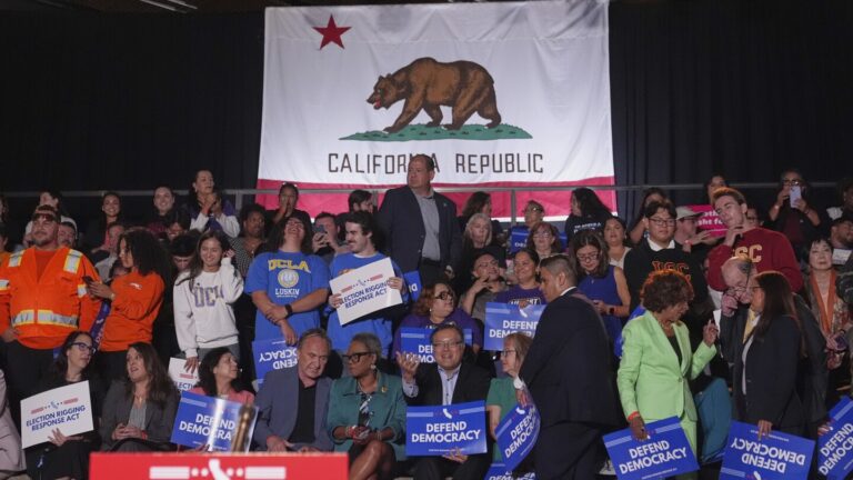 California moves forward with redistricting effort